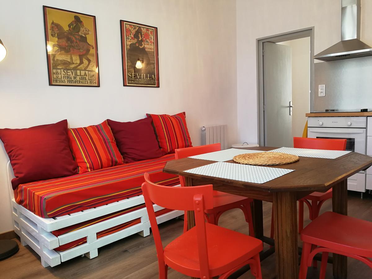 La Loge Du Theatre - Saintes Apartment Exterior photo